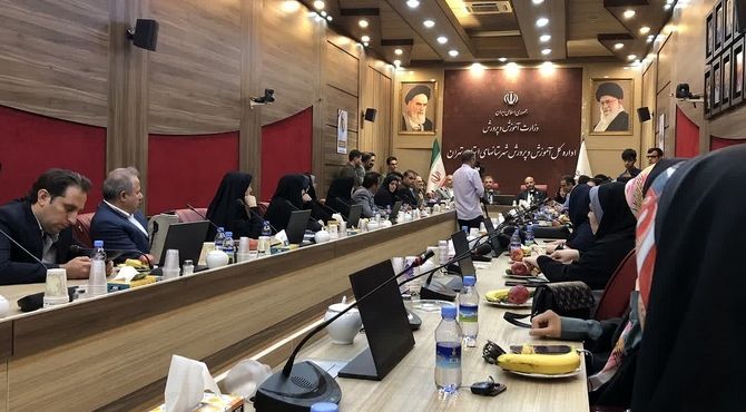 مراسم تقدیر از معلمان نمونه مدرسه‌ساز در اداره کل آموزش و پرورش شهرستانهای استان تهران 