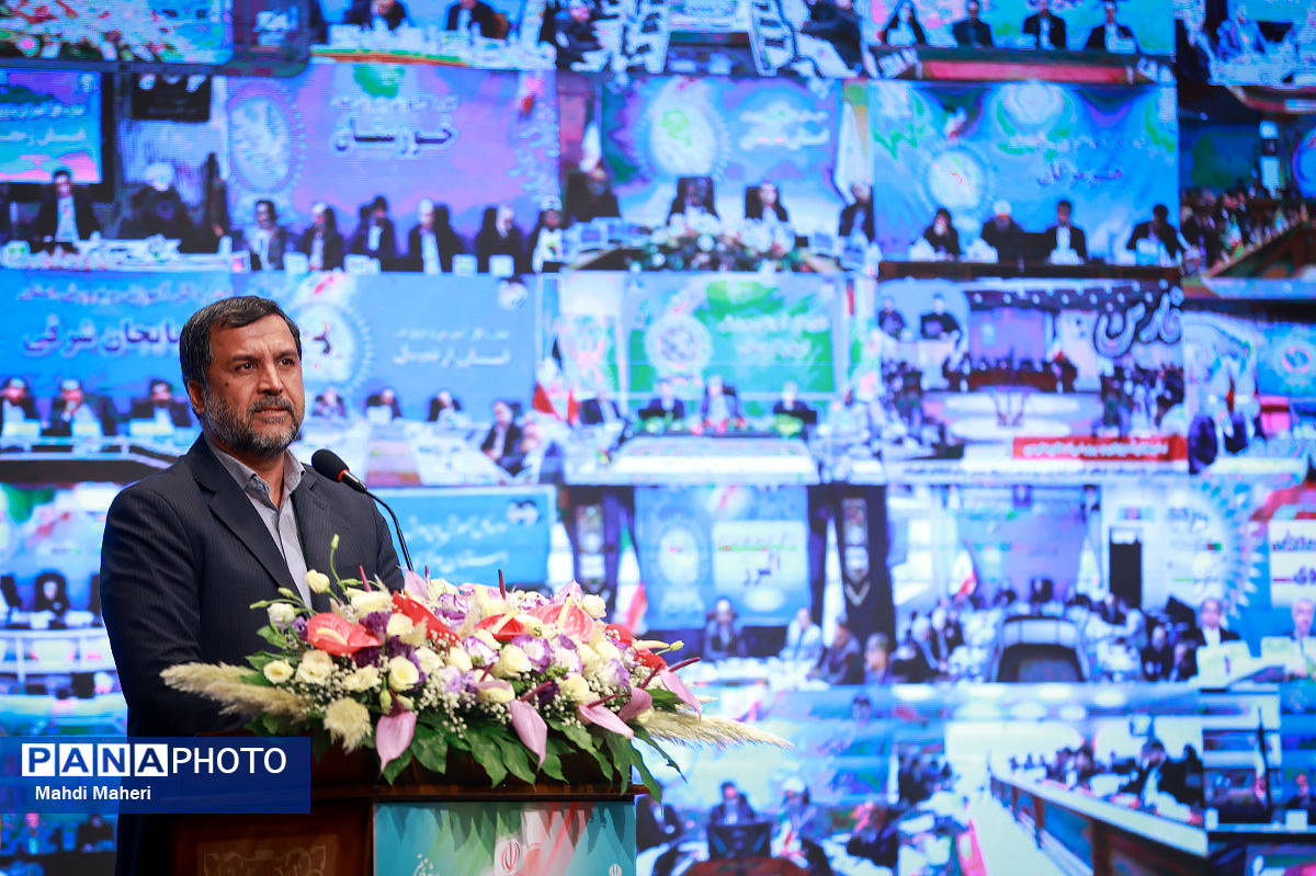 کنگره ملی شهدای دانشآموز بهمنماه امسال برگزار خواهد شد