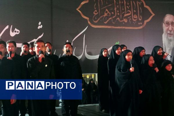 تشییع نمادین حضرت زهرا(س) با اشک و ارادت