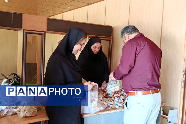 مراسم تجلیل از مقام‌آوران المپیاد رویش ناحیه 4 شیراز