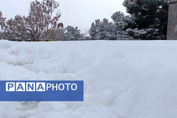 بارش زیبای برف پاییزی در شهرستان نیشابور 