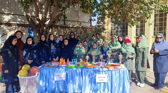 المپیاد درون مدرسه ای در آموزشگاه زنده یاد خواهانی