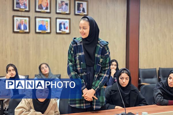 انتخابات انجمن های ورزشی دانش‌آموزی ناحیه دو بهارستان