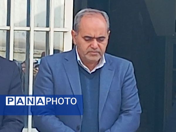 برگزاری بهار همدلی شکوه مهربانی جشن نیکوکاری در دبیرستان عفت