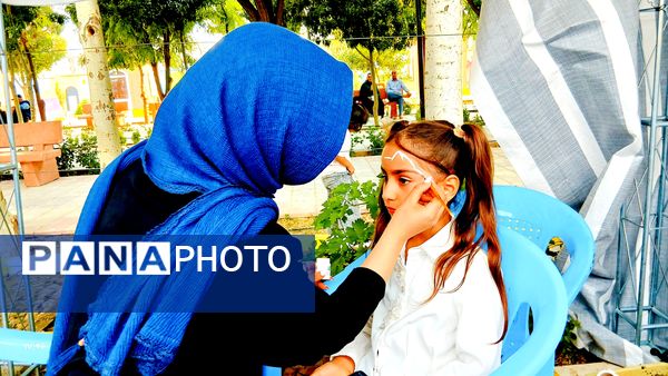 تی‌تی ؛‌ جشنی‌که تاکستان‌ را‌ به‌ تپش‌ انداخت