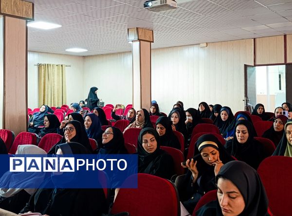 برگزاری نشست آموزشی ،تربیتی معاونین و مربیان پرورشی مدارس شهرستان ملارد 