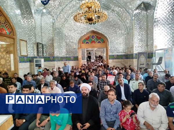 نماز جمعه شهرستان کاشمر با حضور مردم به صورت باشکوه برگزار شد 
