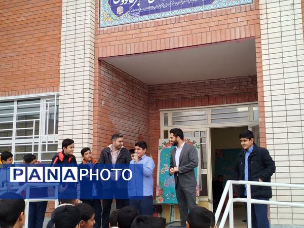 انتخابات شورای دانش‌آموزی در آموزشگاه نمونه شهرستان خلیل آباد