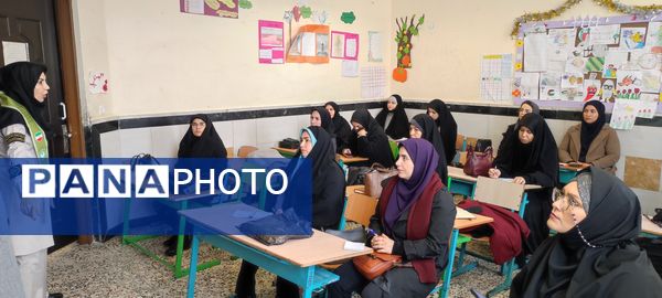 کارگاه ضمن خدمت مربیان پیشتاز سازمان دانش‌آموزی در شیروان