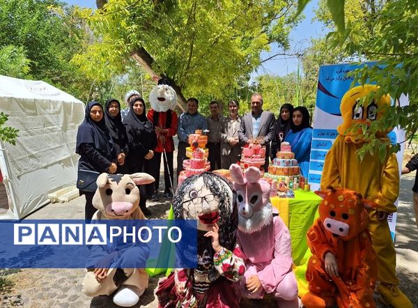 افتتاح پایگاه‌های اوقات فراغت تابستانی دانش‌آموزان با نیازهای ویژه
