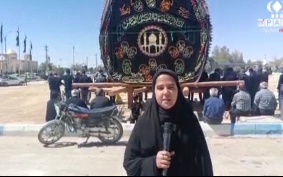 مراسم نخل برداری و سینه‌زنی در روستای بخ برگزار شد
