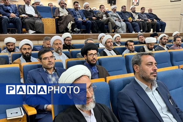 گردهمایی دبیران ستاد اقامه نماز و ائمه جماعت فرودگاه‌های کشور در مشهد