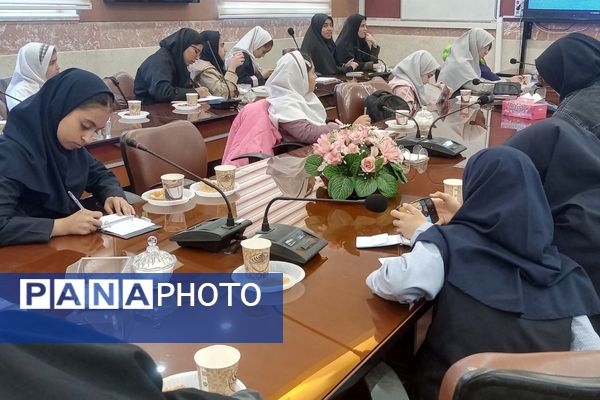 جلسه آموزش خبرنگاری در شهرستان رباط‌کریم