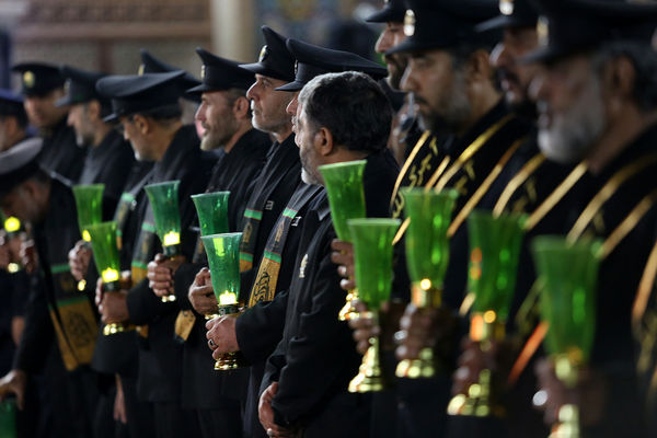 آیین شمعدان‌گردانی و خطبه خوانی شام رحلت حضرت معصومه(س)