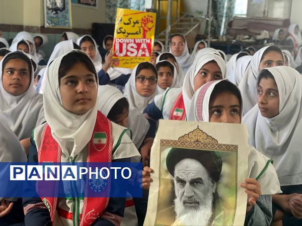 دانش آموزان شهرستان رامیان به سوگ حضرت زهرا نشستند