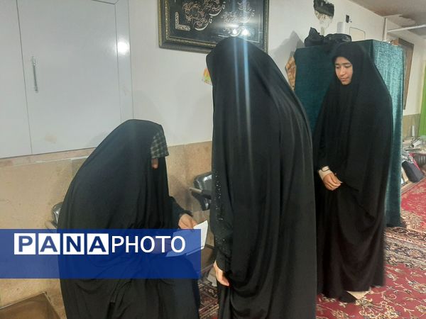 برپایی دوره دانا در مسجد حضرت زینب (س) مشهد