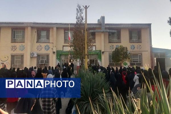 طرح تلاوت هر روز یک صحفه قرآن کریم در نیشابور