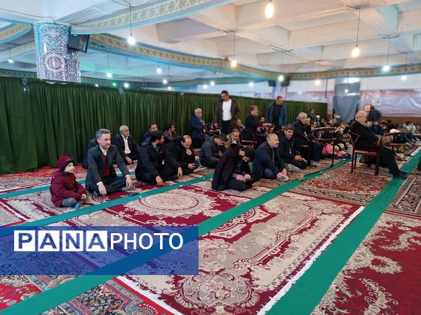 تجلیل از حافظ کل قرآن، مدد جوی روشن دل در نماز جمعه