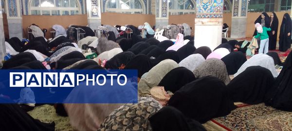 نمازی از جنس حضور نونهالان 