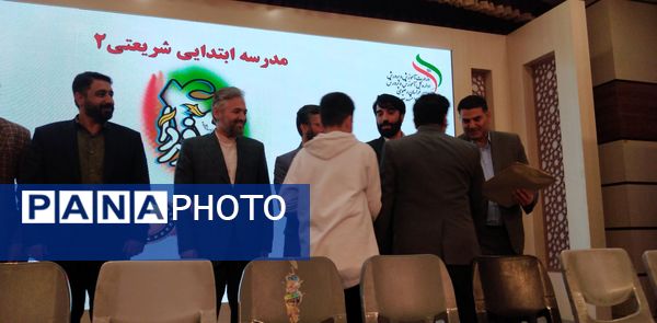 اختتامیه چهل و دومین دوره مسابقات فرهنگی هنری دانش‌آموزان ناحیه 7 مشهد