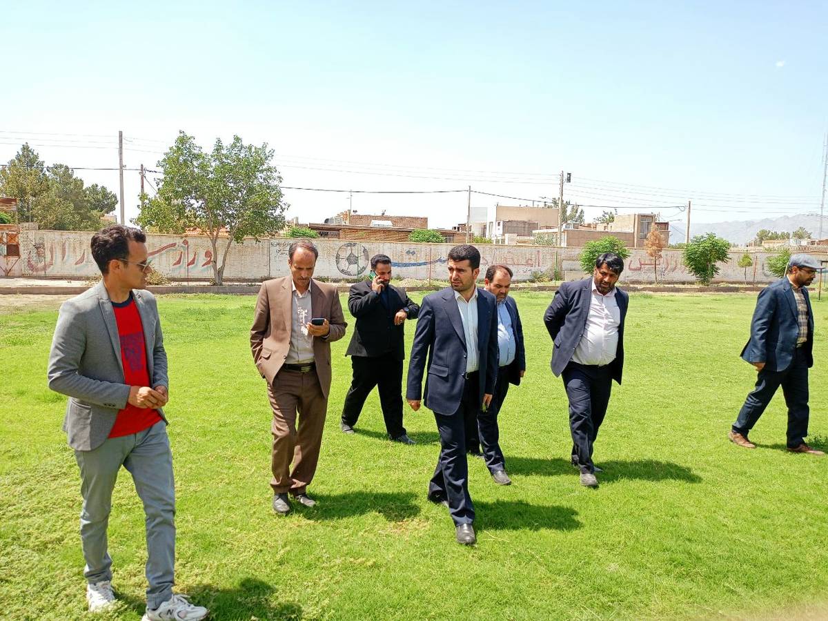 باید زمینه حضور سایر ورزشها نیز در مجموعه ورزشی ۱۳ آبان فراهم شود