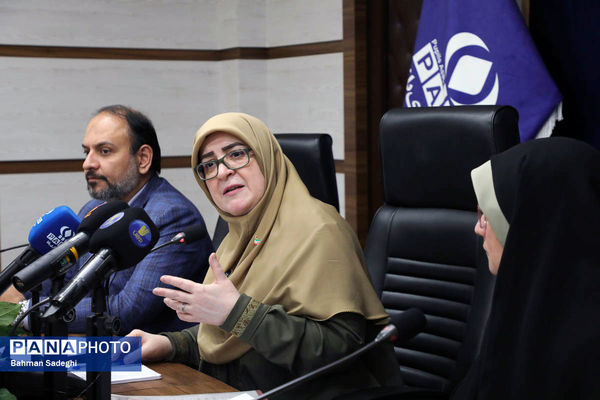 نشست سخنگوی دولت با دانش‌آموز خبرنگاران خبرگزاری پانا