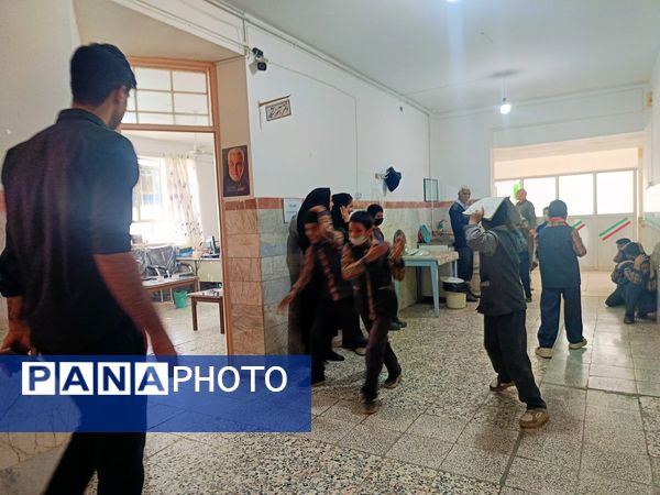 مانور زلزله در دبستان شهید پسندیده فدافن  