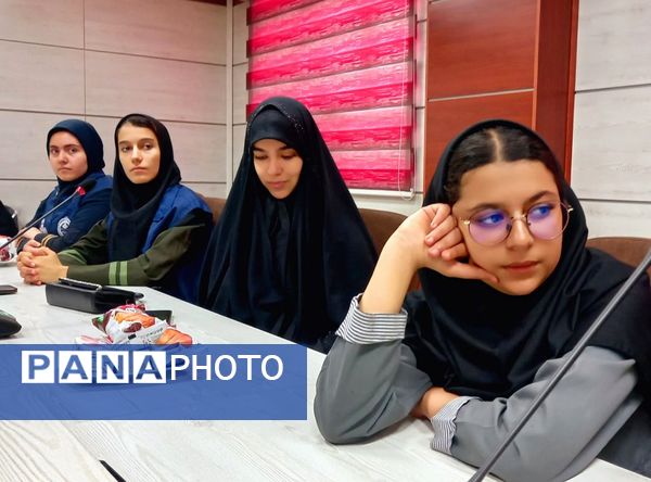 انعکاس صدای خبرنگاران پانا در نشست با مسئولان آموزش و پرورش 
