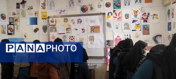 برپایی نمایشگاه نقاشی در مدارس فاطمیه و الزهرا (س) شهرستان شیروان