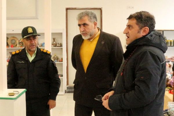 افتتاح نمایشگاه ویژه شب یلدا در فیروزکوه