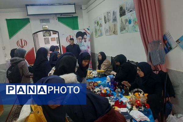 برپایی بازارچه مشاغل خانگی در کانون امید انقلاب