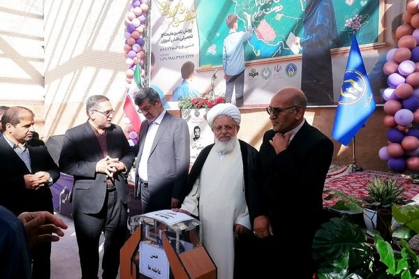 جشن عاطفه‌ها در دبیرستان پاکنژاد برگزار شد