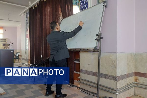 کارگاه خلاقیت در مطالعه و یادگیری در دبیرستان دستغیب ناحیه ۳ شیراز
