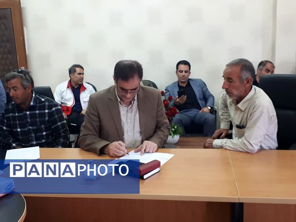 دیدار چهره به چهره فرماندار و مدیران شهرستان سملقان با مردم به‌مناسبت هفته دولت