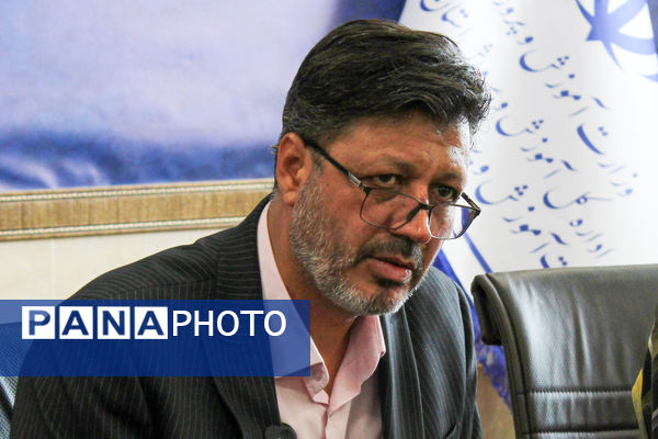دیدار خبرنگاران خبرگزاری پانا اردکان با مدیریت آموزش و پرورش 