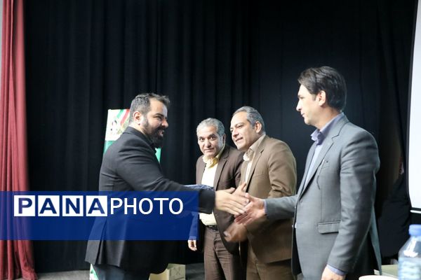 همایش توانمند سازی معاونان آموزشی مدارس آموزش و پرورش ناحیه هفت مشهد مقدس