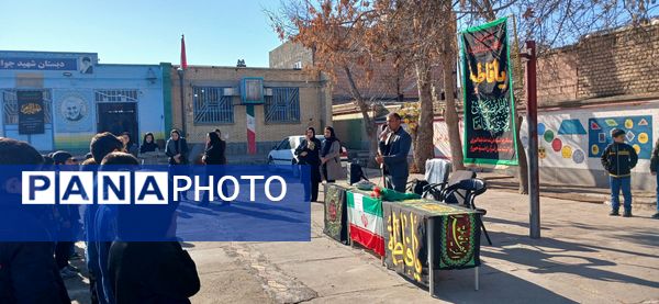 یادواره شهدا و مراسم عزاداری ایام فاطمیه در دبستان شهید جوادی 