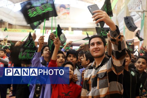 اجتماع باشکوه نوگلان فاطمی با حضور بیش از سه هزار دانش‌آموز گرگانی