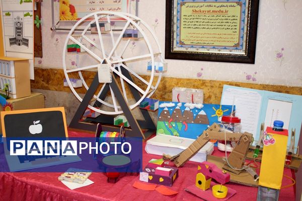 برگزاری نمایشگاه «ماها» در دبیرستان حضرت معصومه (س) ناحیه چهار کرج