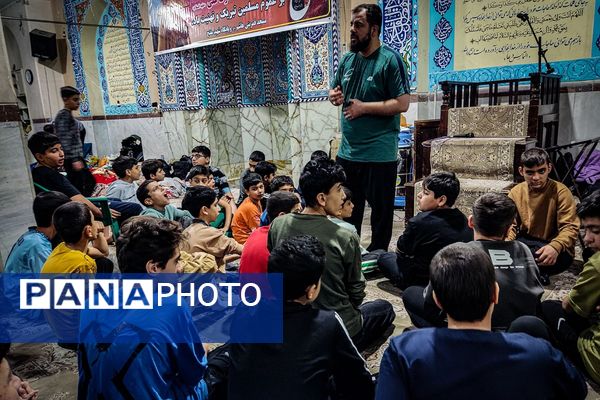 زمزمه‌های آرامش در هیاهوی نوجوانی 