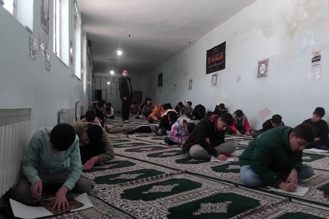 برگزاری مسابقات قرآن، عترت و نماز در دبیرستان خوارزمی نورآباد