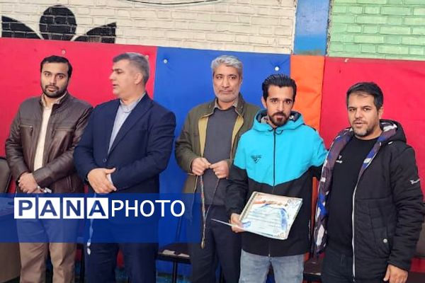 مسابقات بسکتبال دوره متوسطه اول پسران در ناحیه دو شهرری 