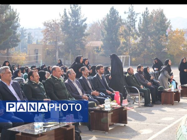 یاریگران زندگی راهی برای رفع مشکلات آسیب های اجتماعی دانش آموزان 