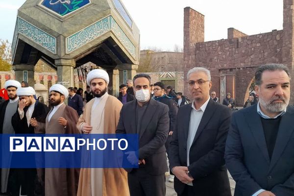 مراسم بدرقه دانش آموزان پسر ناحیه یک و دو شهرری در اردوی راهیان نور 