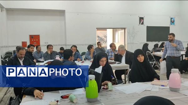 نشست فصلی مدارس پیشرفت و جهاد تبیین جمعیت فرهنگیان جوان استان گلستان