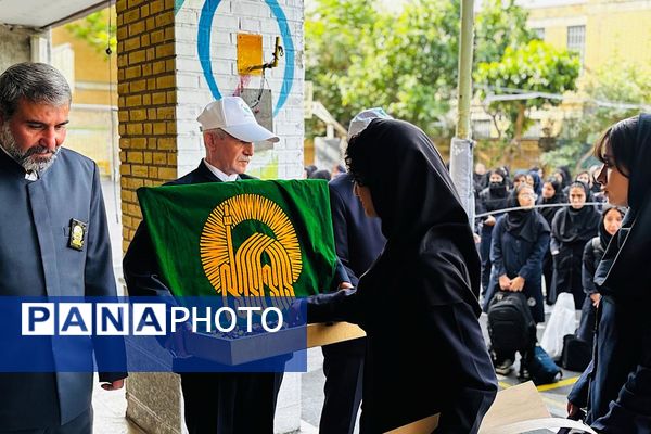گرامیداشت دهه کرامت در هنرستان ایثار ناحیه یک شهرری