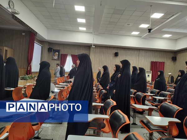 جلسه معاونین و مربیان پرورشی  ناحیه سه در دبیرستان مصلی نژاد حضرت زهرا(س)