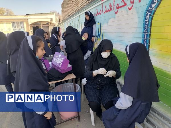 وارنیش فلوراید برای دانش آموزان دبستان ناهید نخودی 