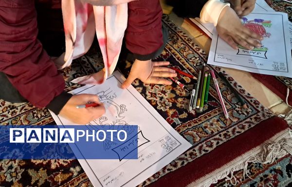 برپایی غرفه کودک در حاشیه نماز جمعه شهرستان کاشمر 