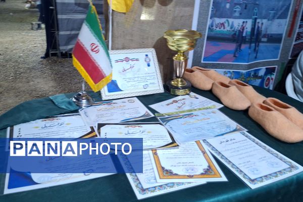 نمایشگاه اسوه و دستاوردهای پایگاه مقاومت بسیج شیراز 